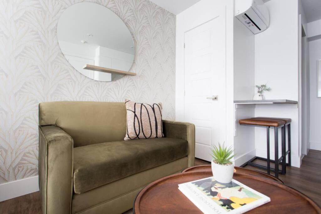 Wonderful Studio In Little Italy With Full Bath By Den Stays مونتريال المظهر الخارجي الصورة